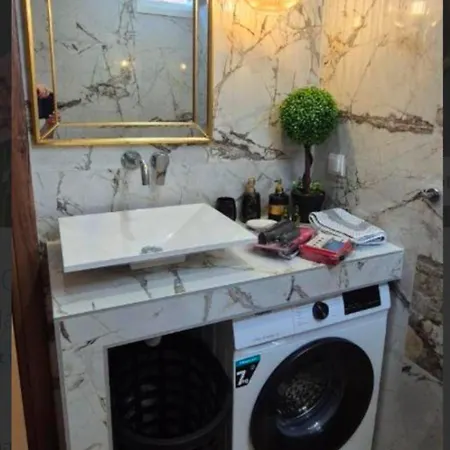J&b Apartment